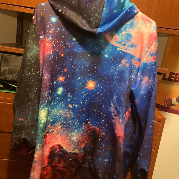Galaxy hoodie, large/extra large - Picture 2 of 3